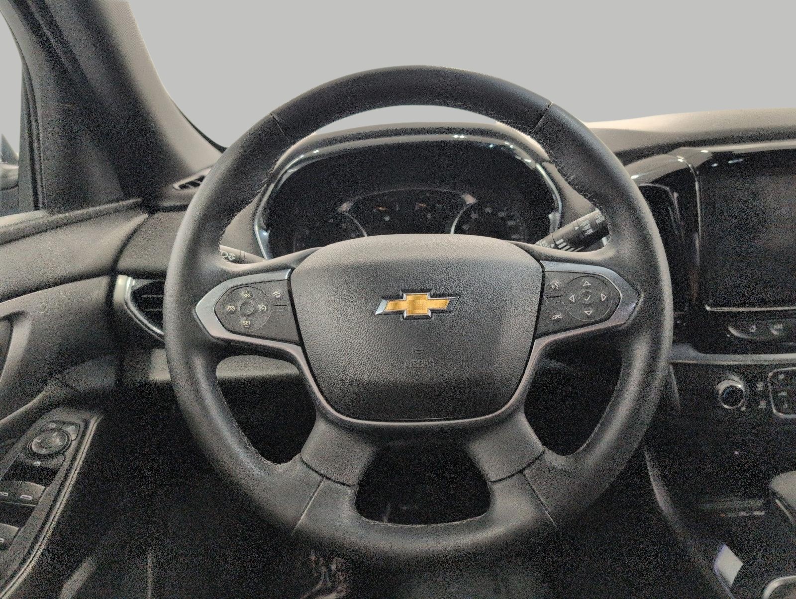 Used 2023 Chevrolet Traverse LT AWD/4WD image 6