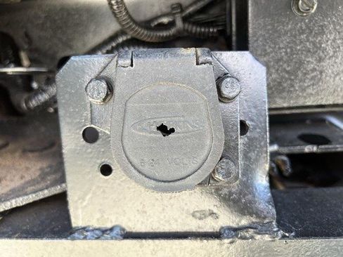 Used 2012 Ford F450 XL w/ Snow Plow Prep Pkg image 49