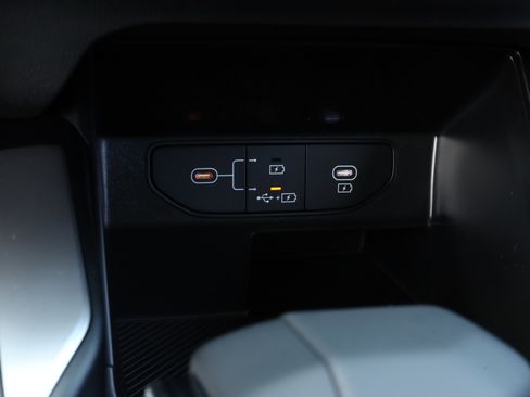 New 2026 Kia Sorento LX image 10