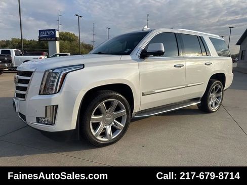 Used 2016 Cadillac Escalade Luxury image 4