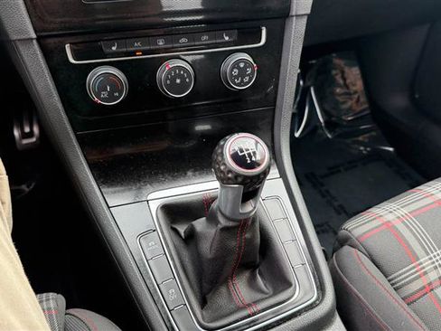 Used 2016 Volkswagen GTI S FWD image 27