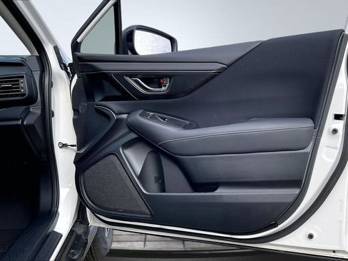 Certified 2025 Subaru Outback Premium w/ Popular Package #1A image 18