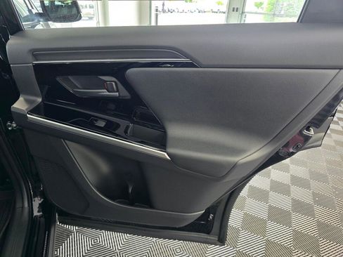 Used 2025 Toyota bZ4X FWD w/ Weather Package image 30