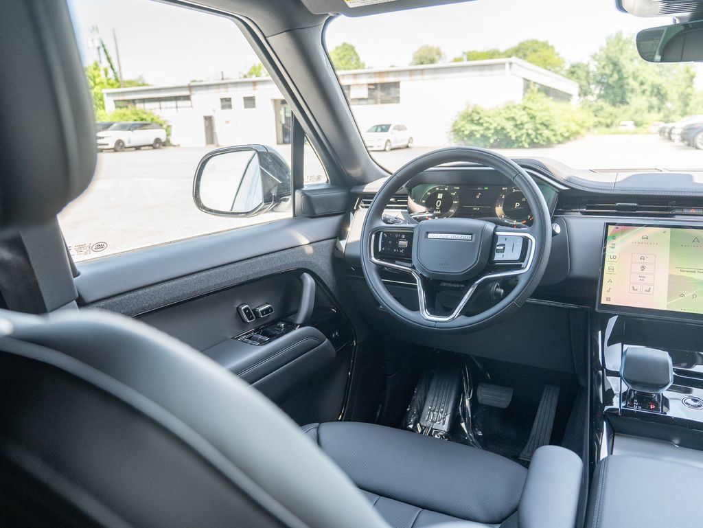 New 2026 Land Rover Range Rover Sport SE AWD/4WD image 18