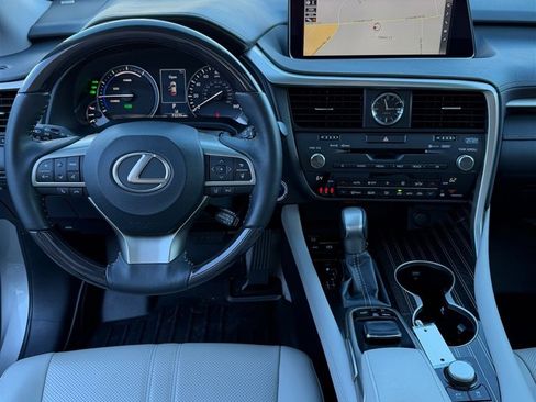 Used 2017 Lexus RX 450h AWD image 12