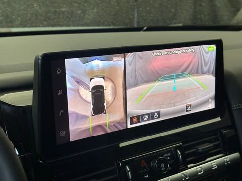 New 2026 Nissan Pathfinder Platinum AWD/4WD image 26