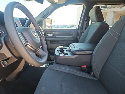 Used 2026 RAM 2500 Big Horn AWD/4WD image 13