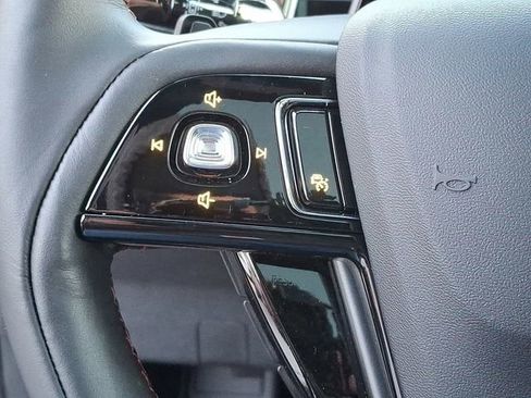 New 2026 Lincoln Corsair Reserve image 17