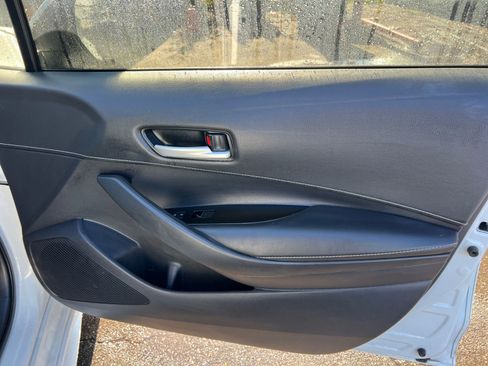 Used 2021 Toyota Corolla SE FWD image 17
