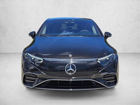 Certified 2023 Mercedes-Benz EQS 580 4MATIC Sedan image 2
