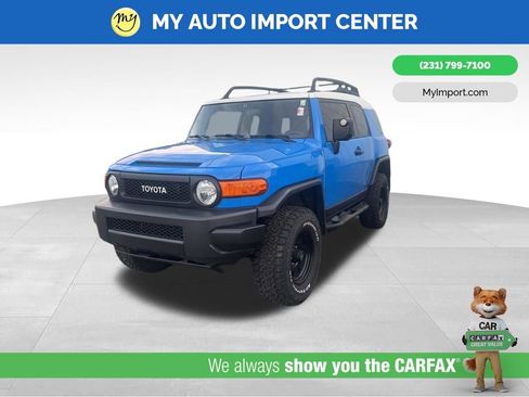 Used 2007 Toyota FJ Cruiser 4WD image 3