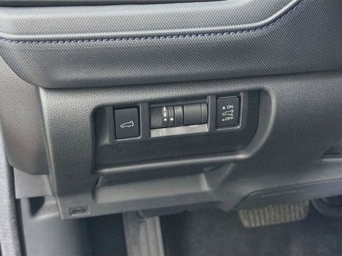 Used 2026 Subaru Forester Premium AWD/4WD image 17
