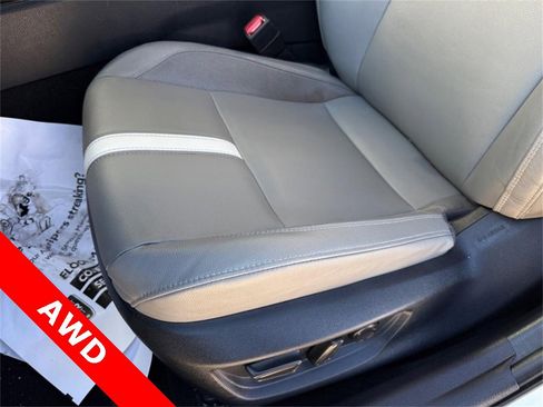 Used 2025 Toyota Camry LE image 17