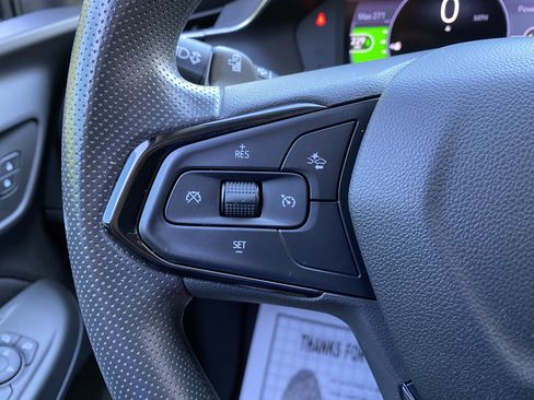 Used 2023 Chevrolet Bolt EUV LT w/ Driver Confidence Package FWD image 19