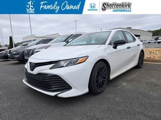 Used 2018 Toyota Camry LE w/ Convenience Package video 1