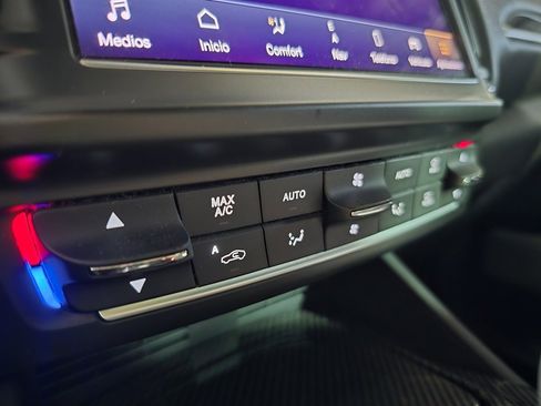 Used 2021 Maserati Levante S GranSport image 23