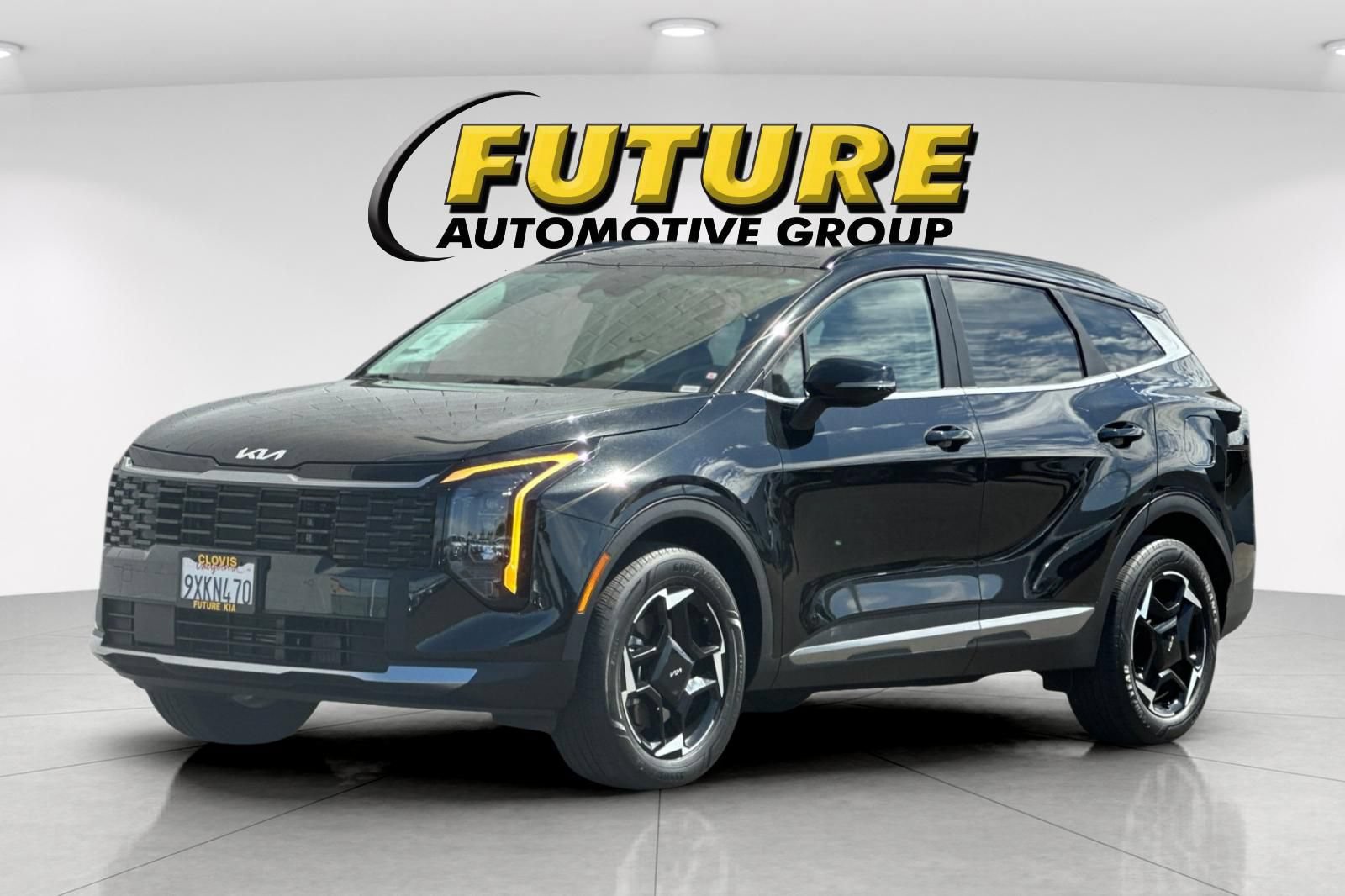 Certified 2026 Kia Sportage EX w/ EX Panoramic Sunroof Package AWD/4WD image 8