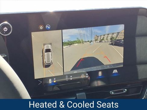 New 2026 Chevrolet Equinox RS w/ Convenience Package III FWD image 3