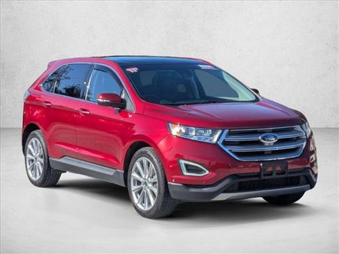 Used 2017 Ford Edge Titanium w/ Equipment Group 302A image 3