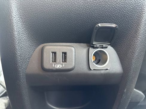 Used 2019 GMC Canyon Denali RWD image 42