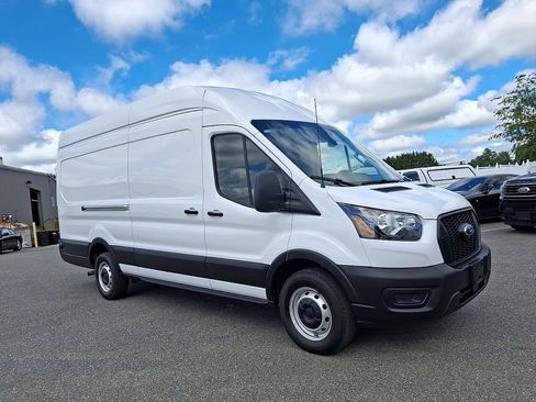 Used 2024 Ford Transit 250 148 High Roof Extended w/ Load Area Protection Package RWD image 1