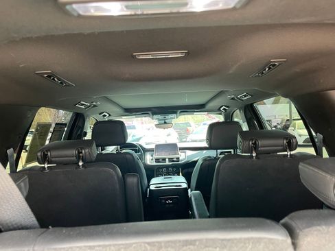 Used 2023 Chevrolet Tahoe High Country w/ Premium Package image 24