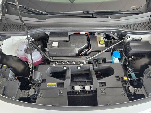 Used 2023 Volkswagen ID.4 Pro S AWD/4WD image 11