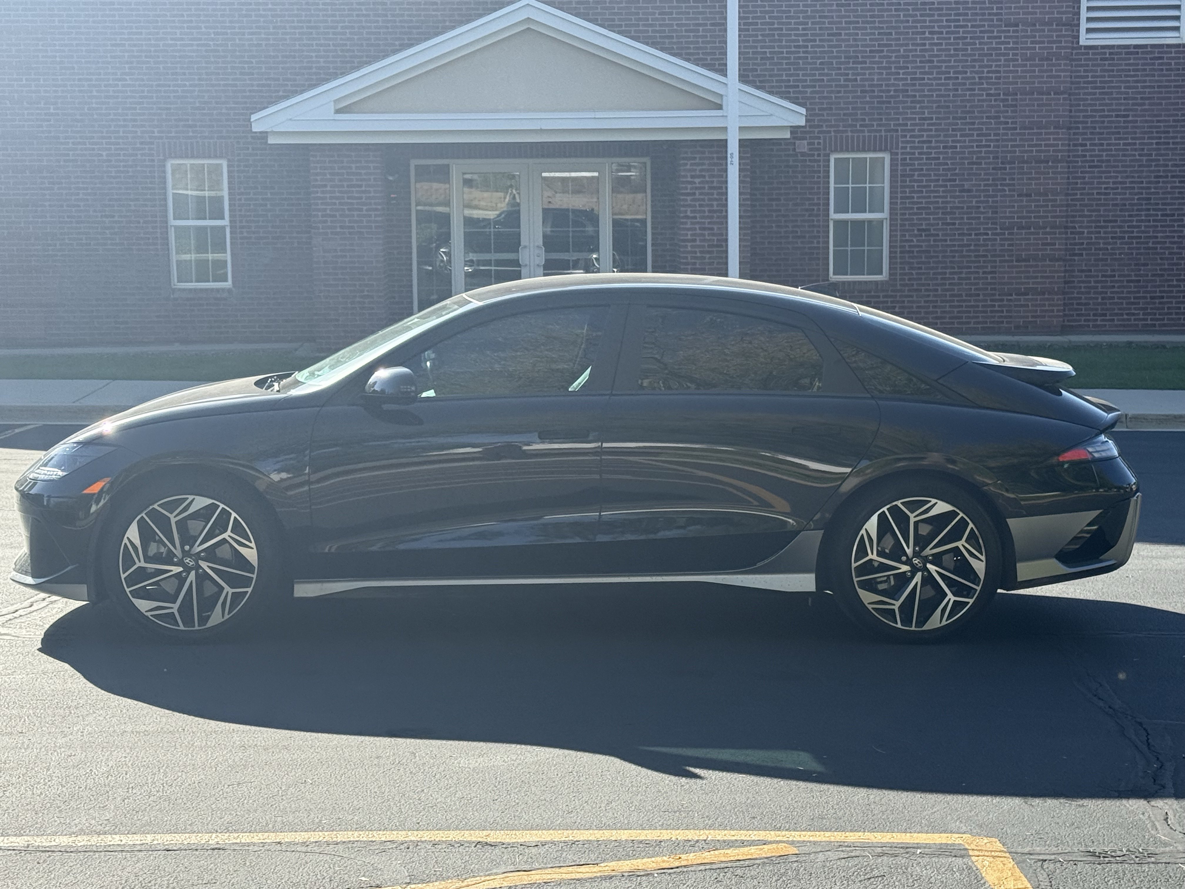 Used 2023 Hyundai Ioniq 6 SEL RWD image 7