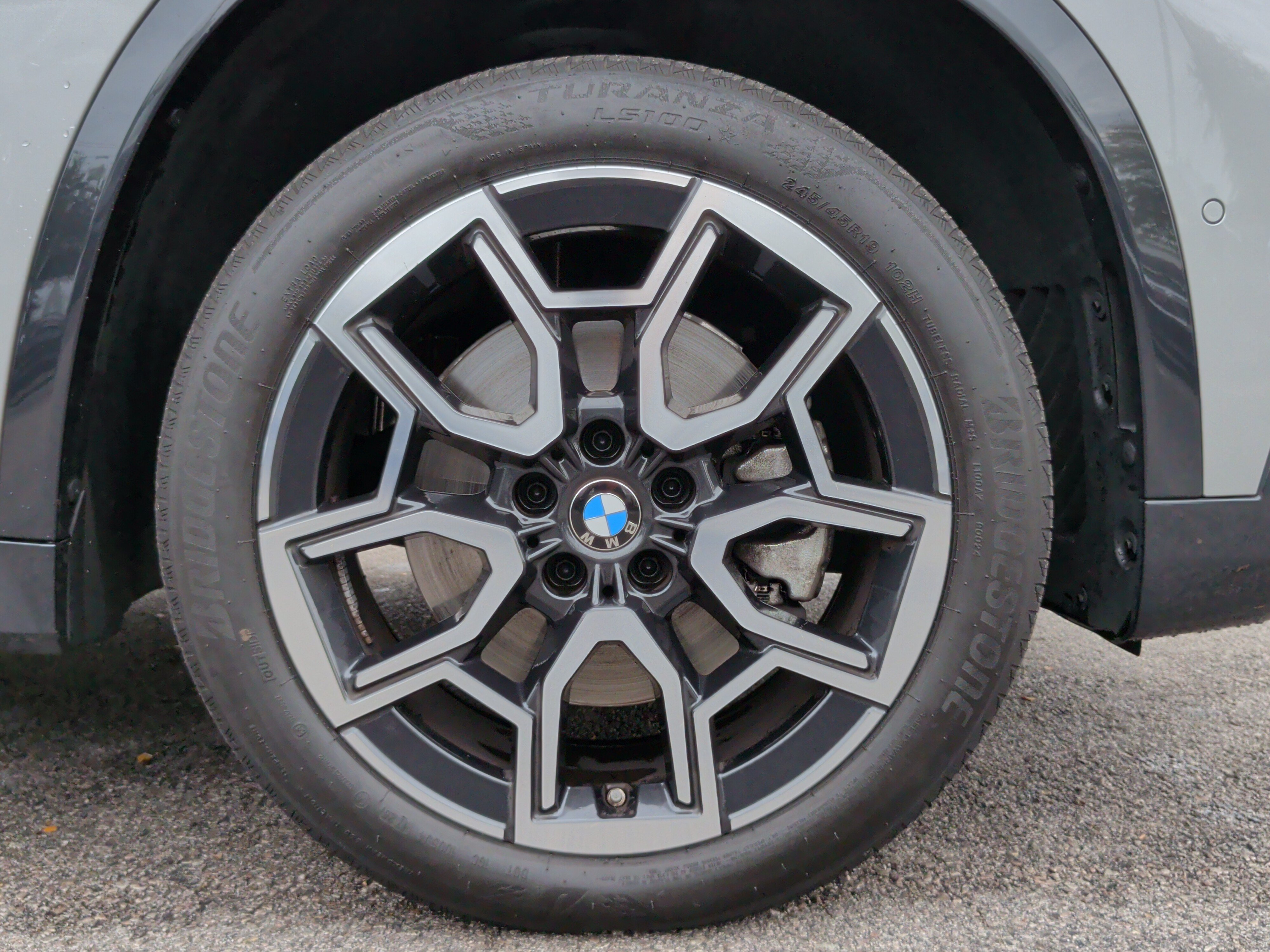 Used 2025 BMW X1 xDrive28i AWD/4WD image 13