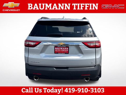 Used 2019 Chevrolet Traverse LT FWD image 4