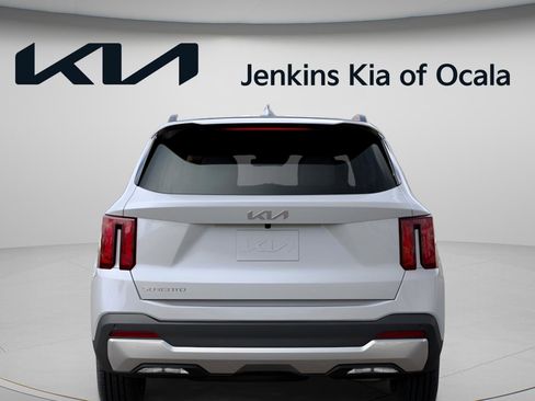 New 2026 Kia Sorento S FWD image 5