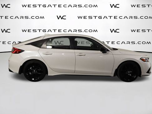Used 2023 Honda Civic Sport image 40