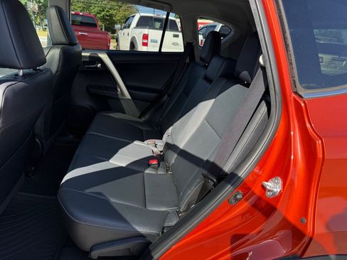 Used 2015 Toyota RAV4 Limited FWD image 14