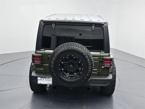 Used 2020 Jeep Wrangler Unlimited Willys image 46