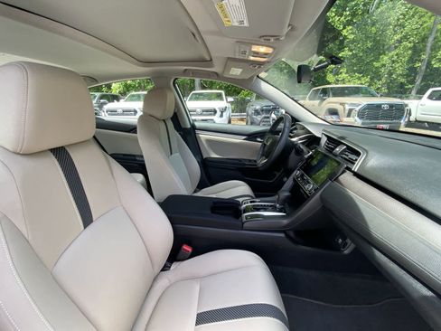 Used 2016 Honda Civic EX image 21