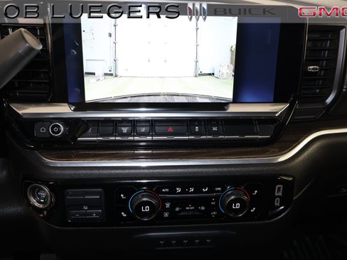 Used 2024 Chevrolet Silverado 3500 LT w/ Convenience Package AWD/4WD image 18