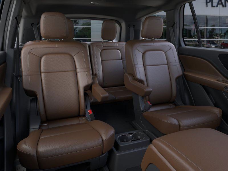New 2026 Lincoln Aviator Reserve AWD/4WD image 11