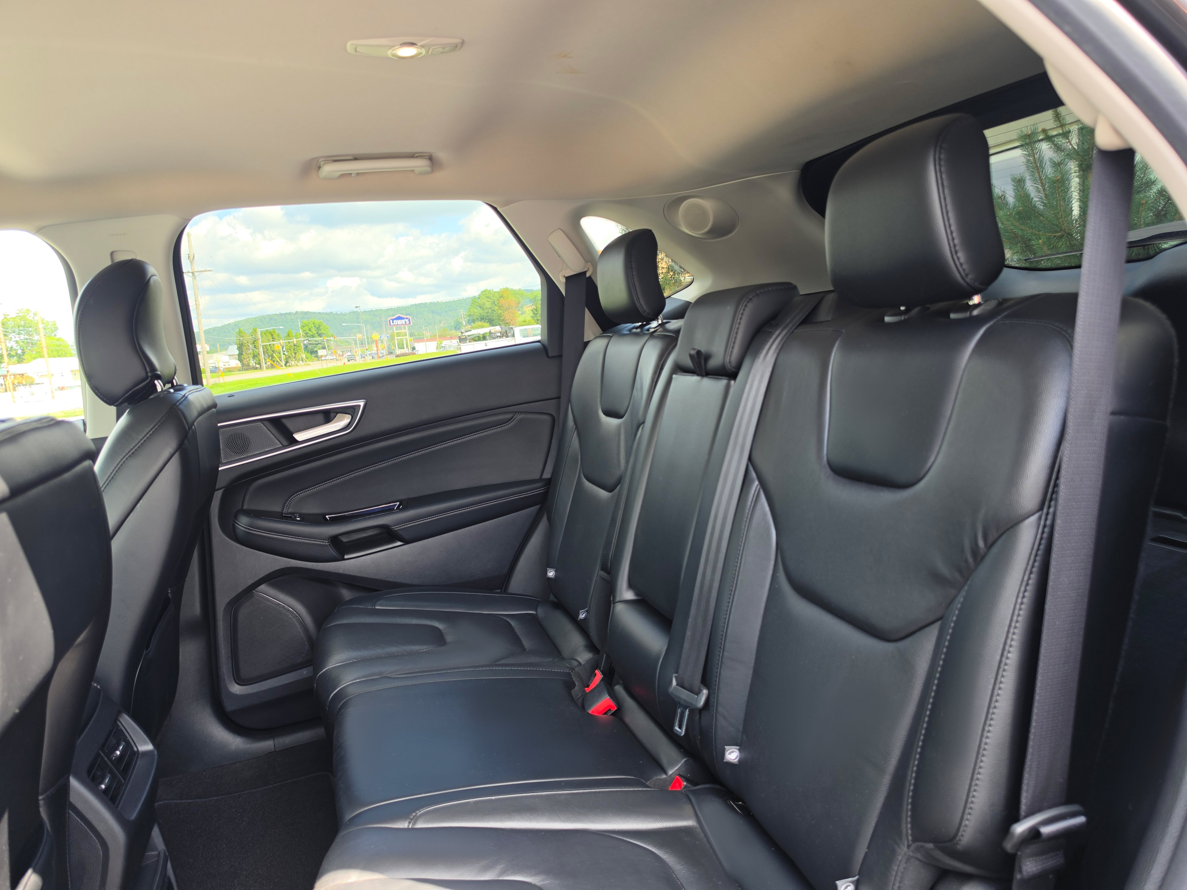 Used 2019 Ford Edge Titanium w/ Cold Weather Package AWD/4WD image 14