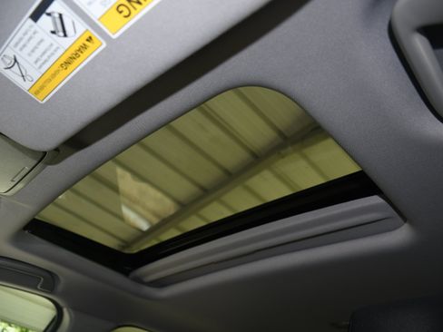 Used 2019 Honda CR-V EX image 7