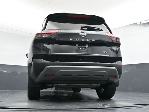 Used 2023 Nissan Rogue SV image 22