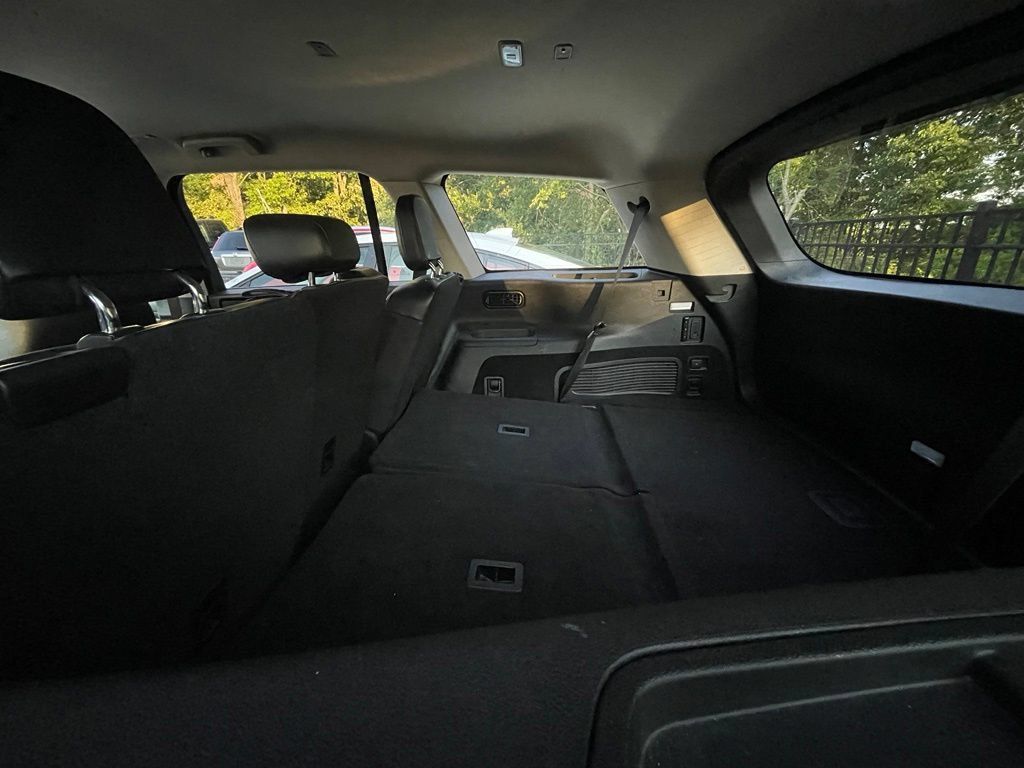 Used 2021 Lincoln Aviator AWD w/ Class IV Trailer Tow Package image 8