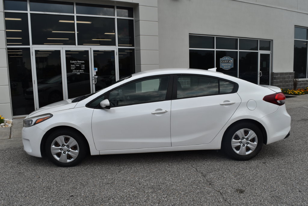 Used 2018 Kia Forte LX w/ LX Popular Package FWD image 4