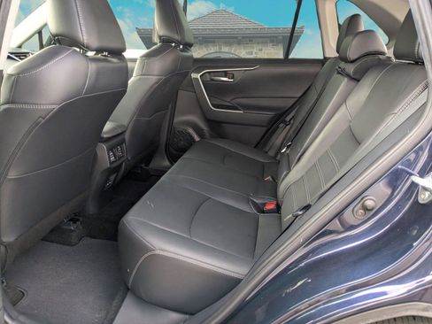 Used 2024 Toyota RAV4 XLE Premium image 16