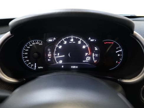 Used 2013 SRT Viper GTS w/ GTS Laguna Interior Pkg image 39