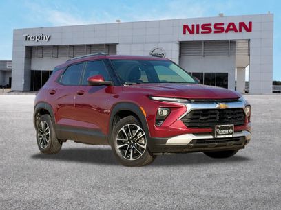 Used 2025 Chevrolet TrailBlazer LT w/ Driver Confidence Package