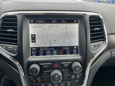 Used 2018 Jeep Grand Cherokee Limited RWD image 28