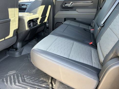 Used 2026 Chevrolet Silverado 2500 ZR2 w/ LPO, Dark Essentials Package AWD/4WD image 18