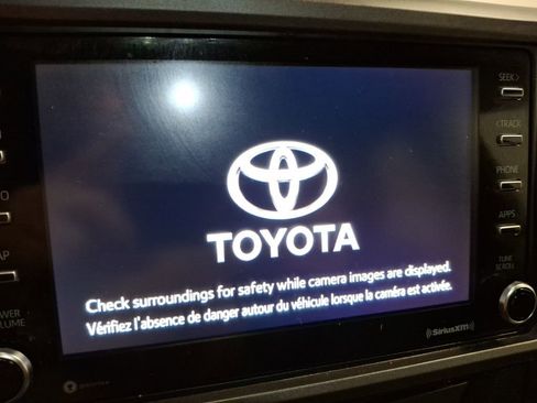 Used 2021 Toyota Tacoma TRD Off-Road image 22