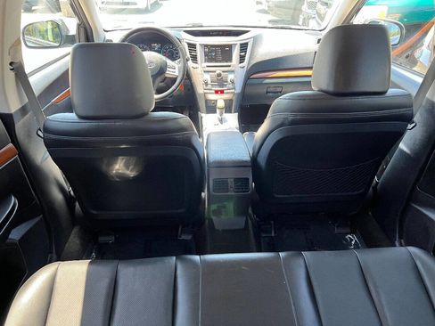 Used 2013 Subaru Outback 2.5i Limited image 24