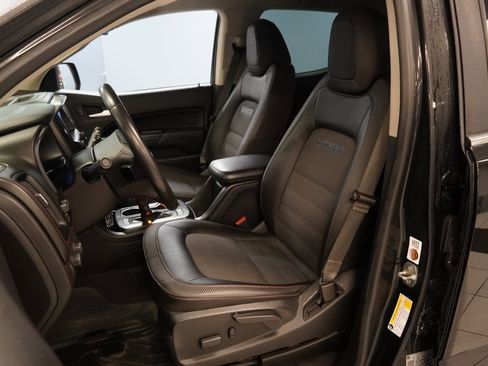 Used 2019 GMC Canyon All Terrain w/ All Terrain X Package image 3